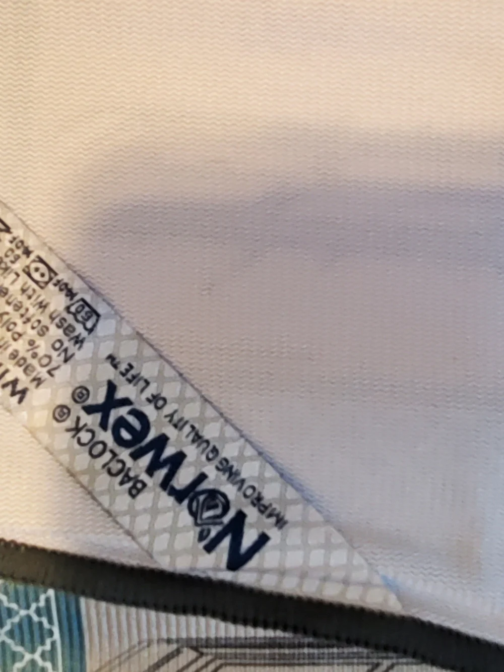Norwex Window Cloth, Building Pattern - Picture 2 of 2